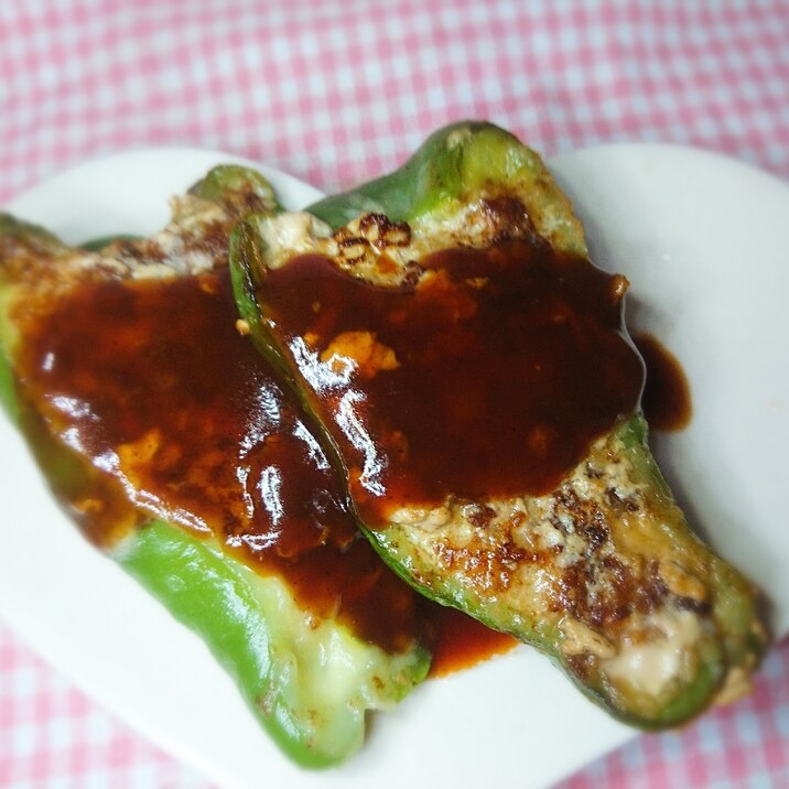 簡単♥パン粉なし!ピーマンの肉詰めとソース
